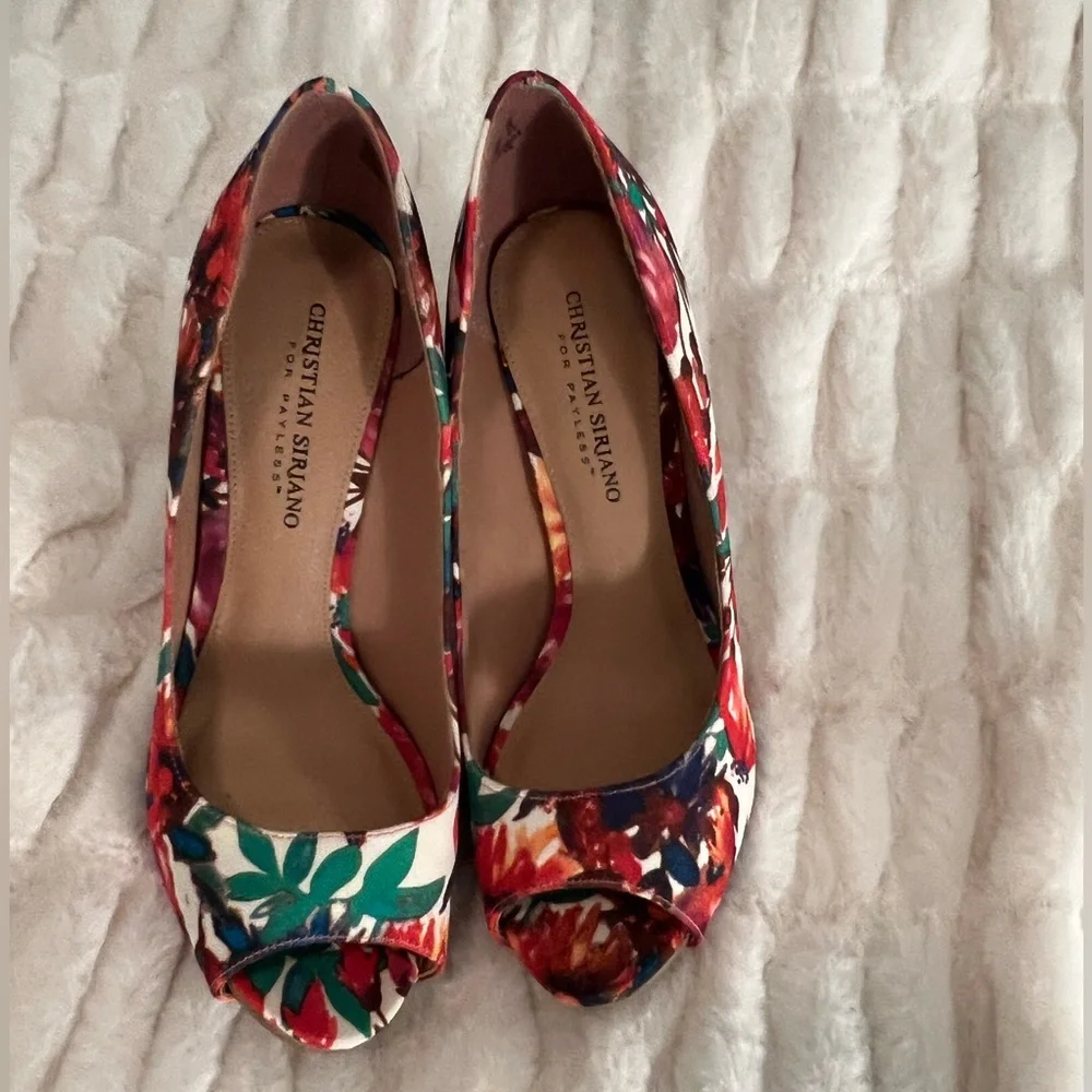 Christian Siriano floral heels size 8W - Picture 6 of 13